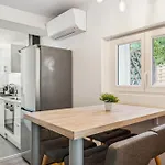 Cosy & Chill - 10 Min De La - Jardin, Netflix, Terrasse, Fibre & Parking Apartment
