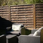 Cosy & Chill - 10 Min De La - Jardin, Netflix, Terrasse, Fibre & Parking *