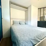 Apartment Cosy & Chill - 10 Min De La - Jardin, Netflix, Terrasse, Fibre & Parking *