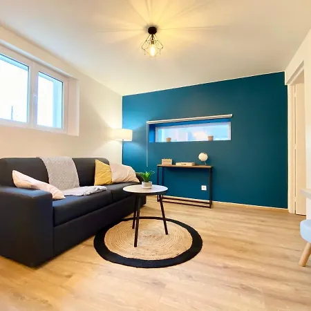 Cosy & Chill - 10 Min De La - Jardin, Netflix, Terrasse, Fibre & Parking