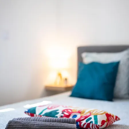 Apartment Cosy & Chill - 10 Min De La - Jardin, Netflix, Terrasse, Fibre & Parking Cagnes-sur-Mer