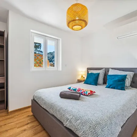 Cosy & Chill - 10 Min De La - Jardin, Netflix, Terrasse, Fibre & Parking Apartment