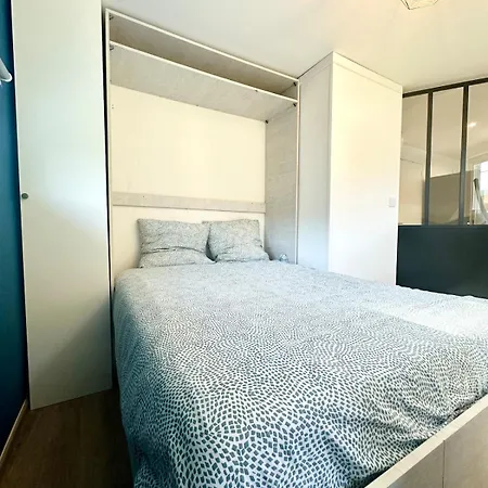 아파트 Cosy & Chill - 10 Min De La - Jardin, Netflix, Terrasse, Fibre & Parking *