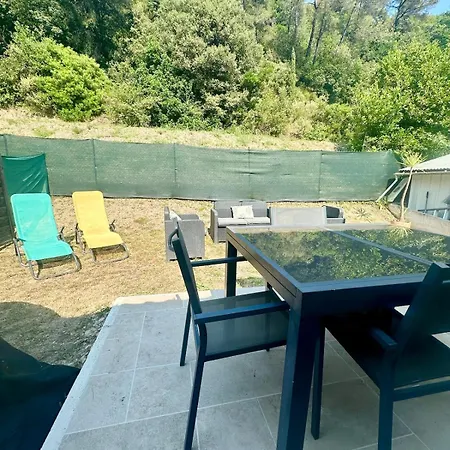 Cosy & Chill - 10 Min De La - Jardin, Netflix, Terrasse, Fibre & Parking 아파트